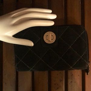 Vera Bradley women’s wallet